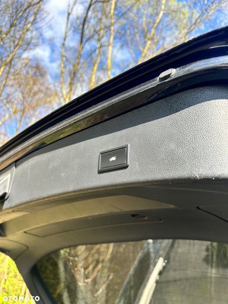 Audi A4 Avant 2.0 TDI - 11