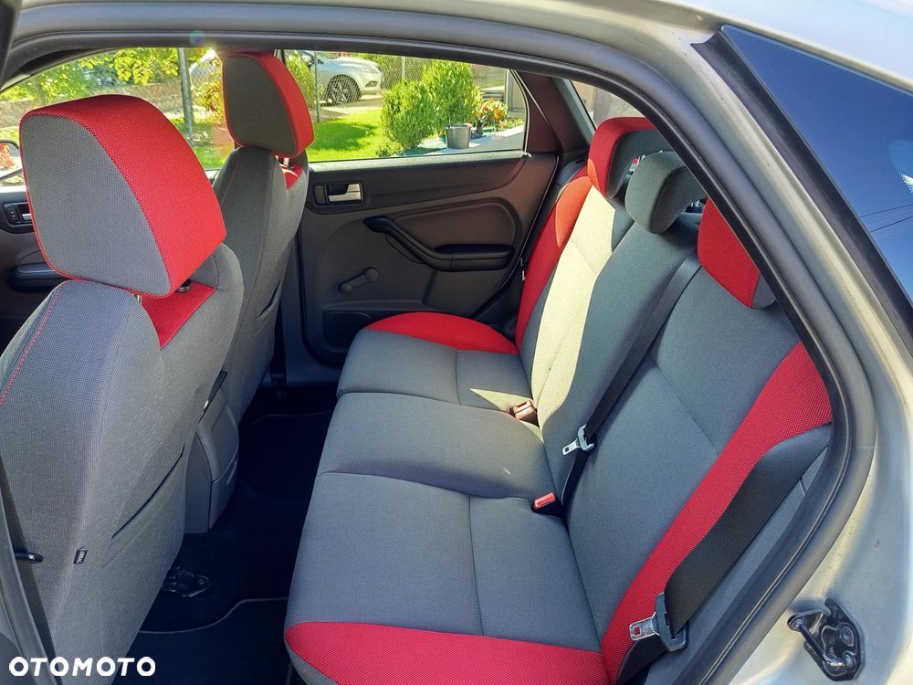 Ford Focus 2.5 ST - 6