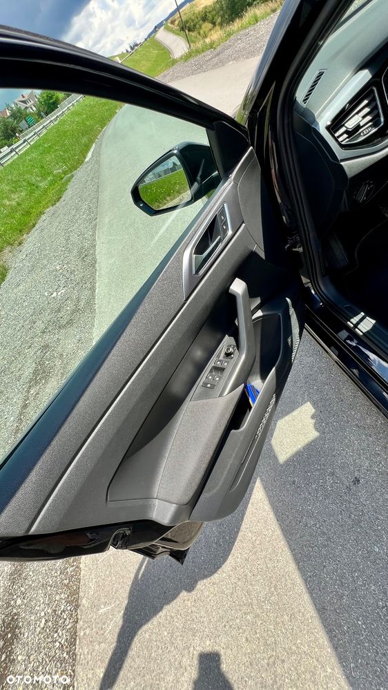 Volkswagen Polo 1.0 TSI Highline DSG - 10