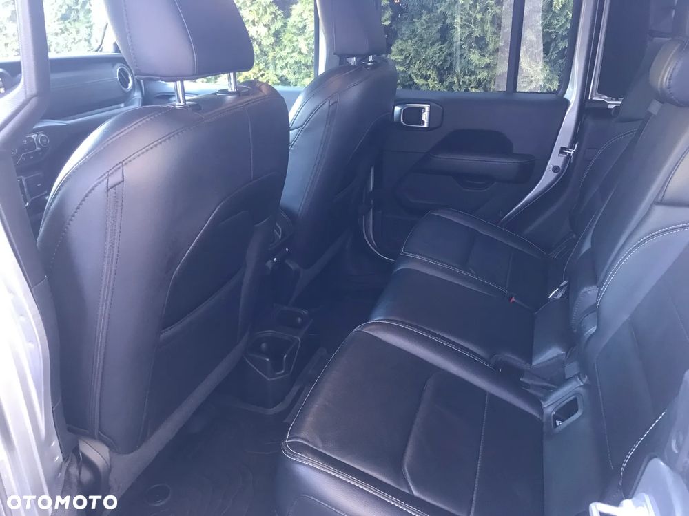 Jeep Gladiator 3.0 V6 MultiJet Overland - 9