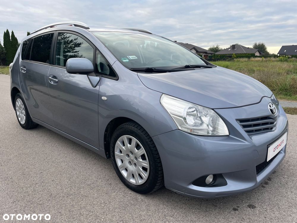 Toyota Verso 2.0 D-4D - 26