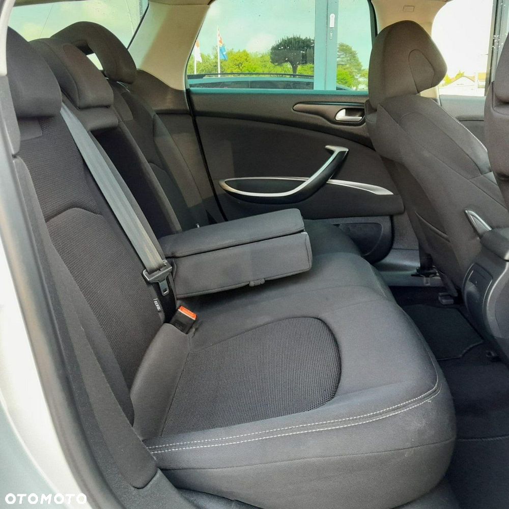 Citroën C5 1.6 HDi Attraction - 9