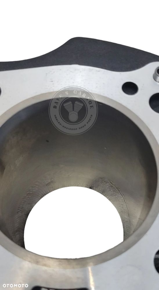 Cylindry tłoki Harley Davidson Milwaukee Eight 107 cali 16800097 16800092 - 8