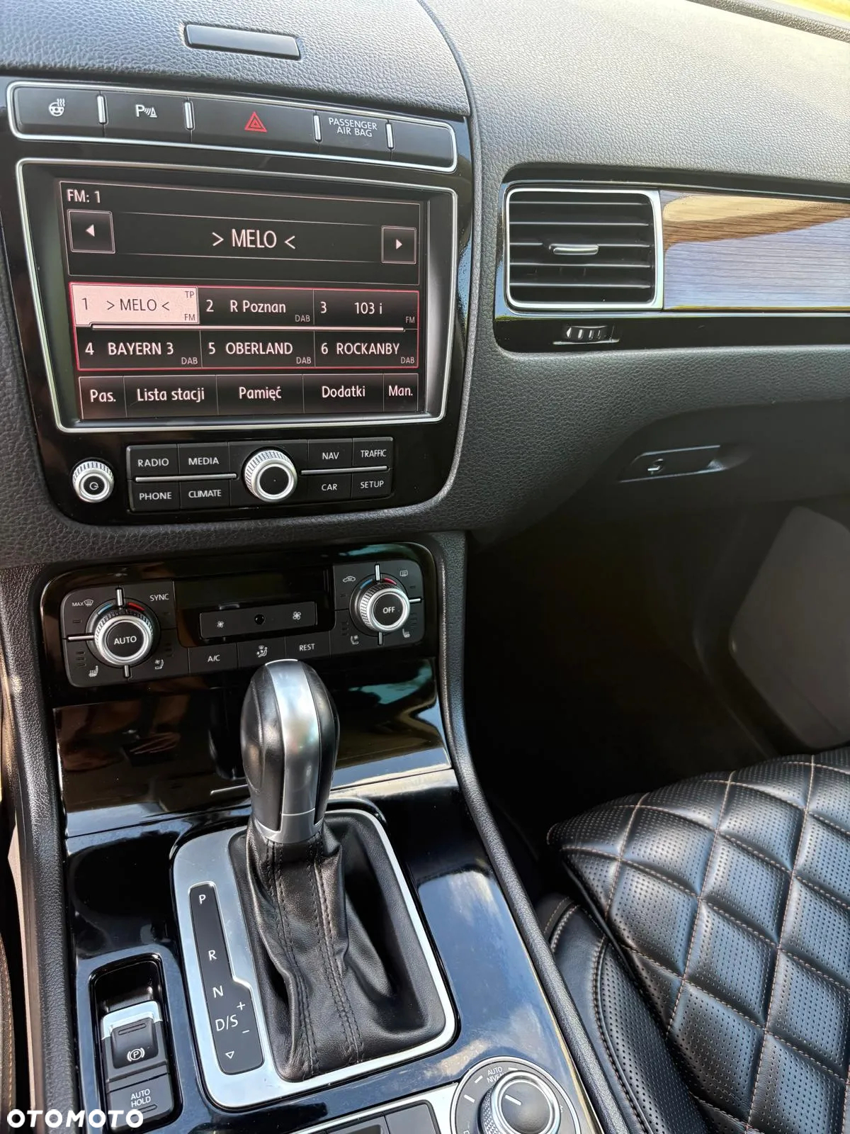 Volkswagen Touareg 3.0 V6 TDI BMT Perfectline R-Style - 15