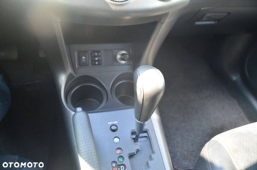 Toyota RAV4 2.0 VVT-i Premium MS - 18