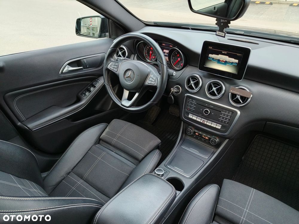 Mercedes-Benz Klasa A 220 d 7G-DCT Urban - 8