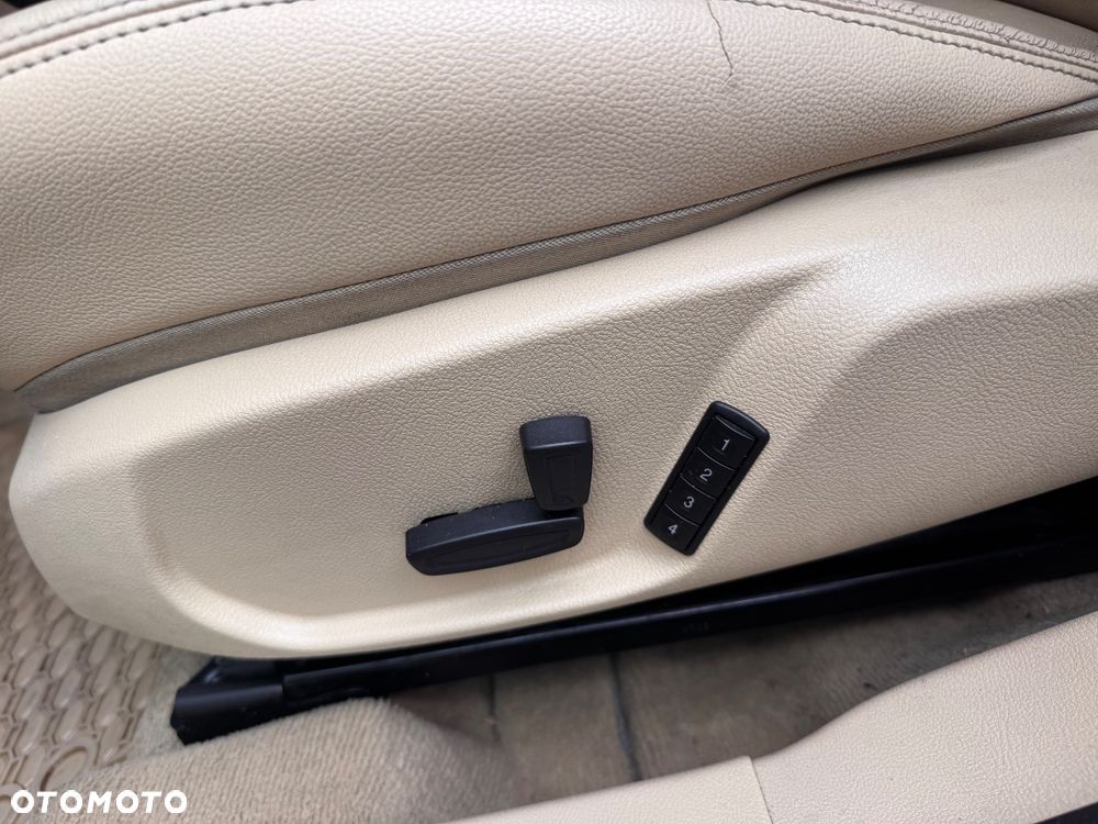 Ford Mondeo - 13