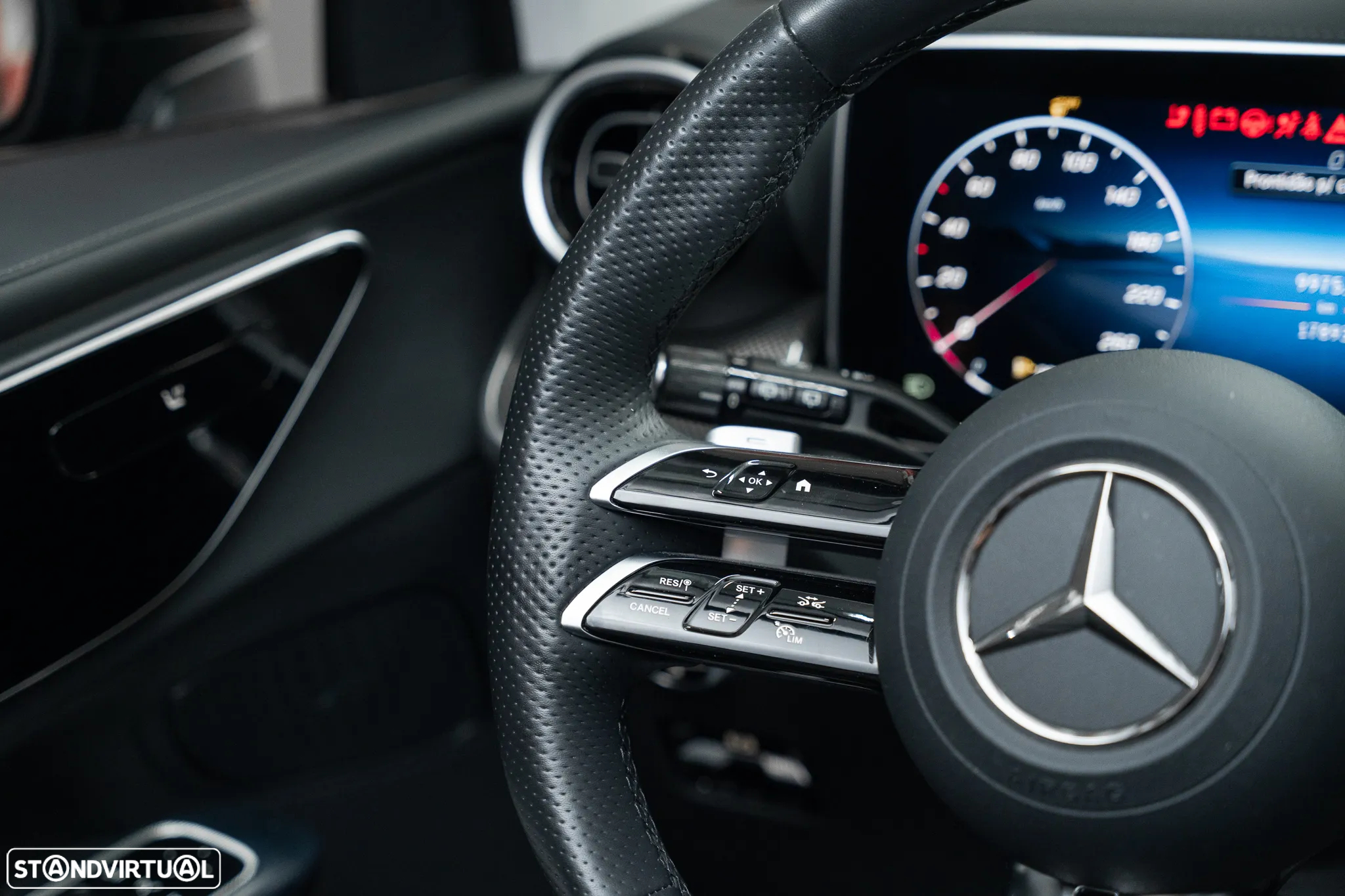 Mercedes-Benz GLC 300 de 4Matic - 18
