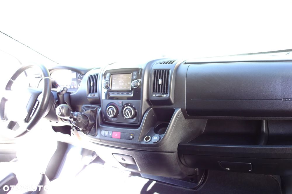 Peugeot Boxer  2.2 Bluehdi 140 KM  L3h2 Klima Ledy Kamera - 22
