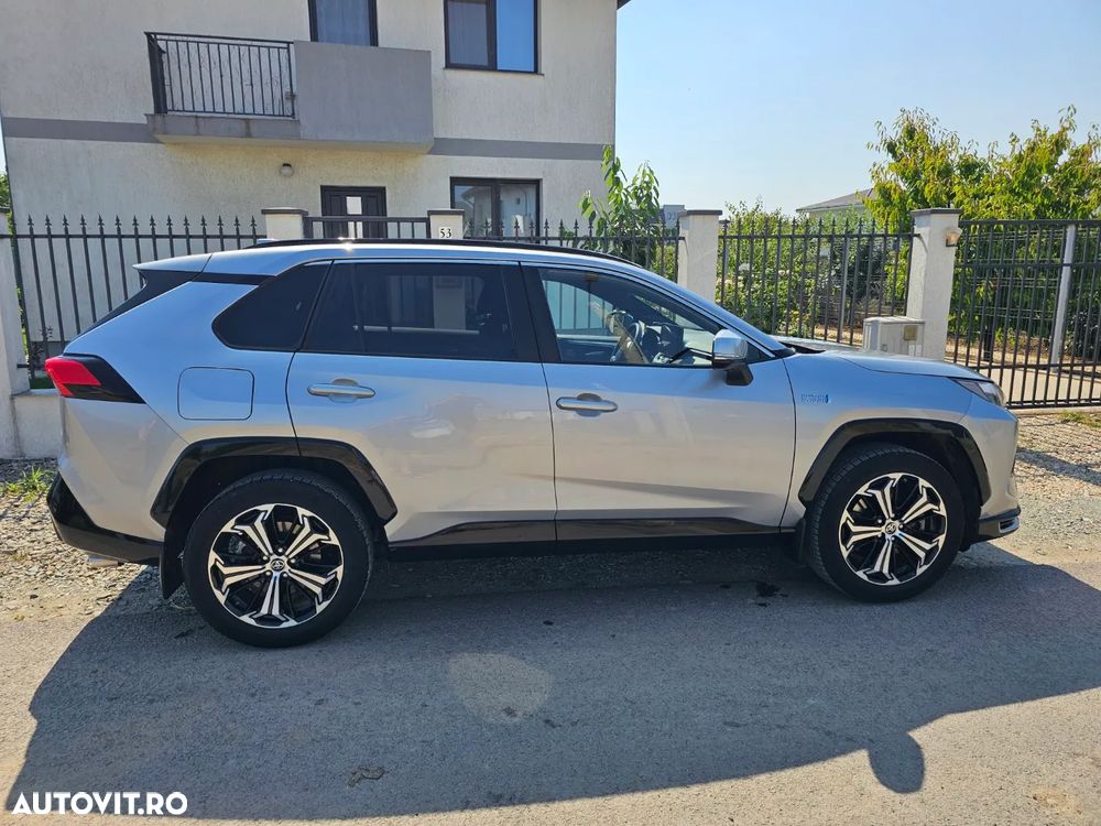 Toyota RAV4 - 7