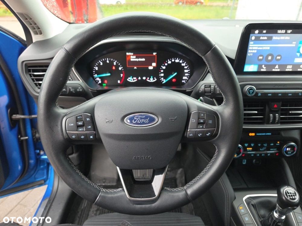 Ford Focus 1.0 EcoBoost Titanium Business - 12