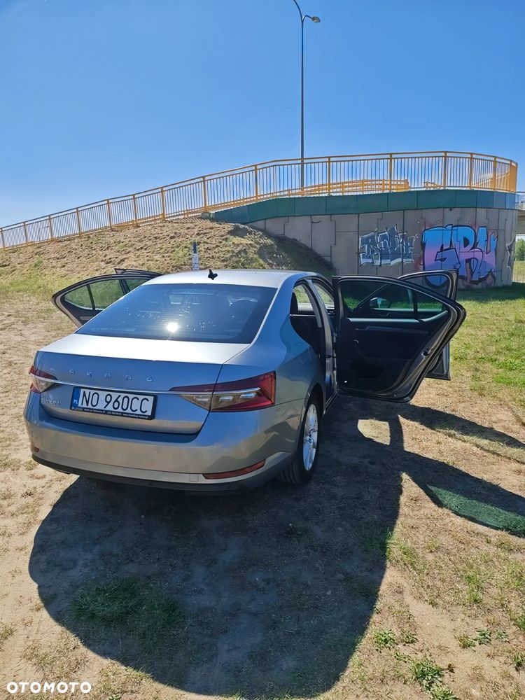 Skoda Superb 1.5 TSI Style DSG - 21