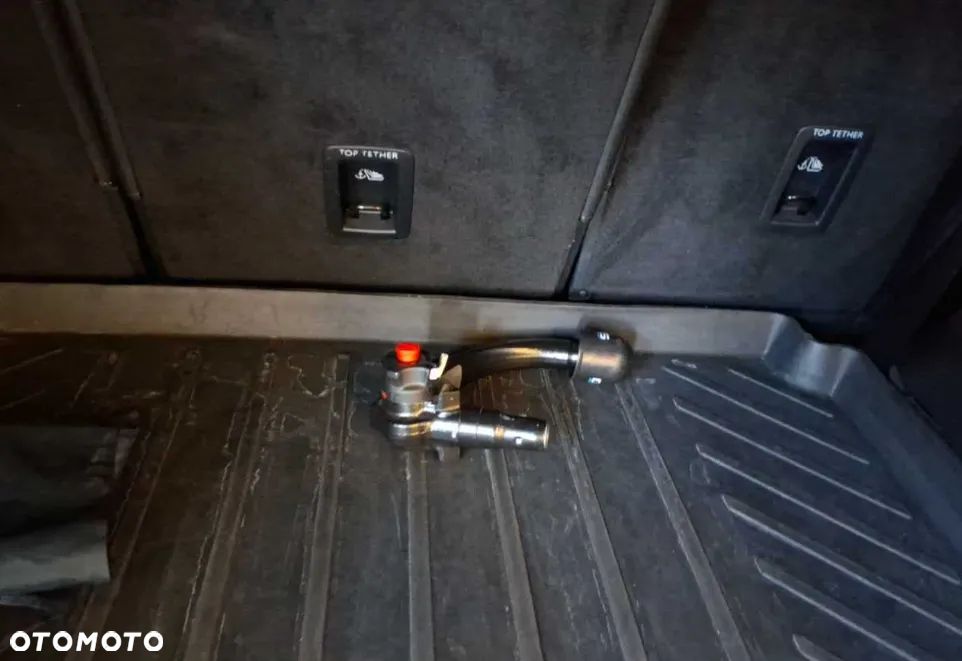 Ford S-Max 2.5 Duratec FHEV TITANIUM - 21