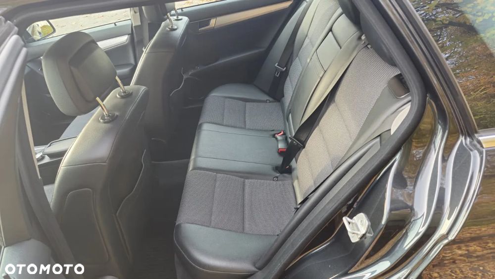 Mercedes-Benz Klasa C - 15