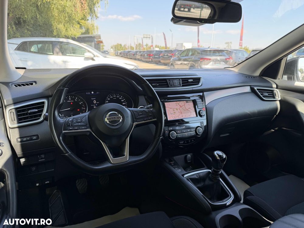 Nissan Qashqai 1.3 DIG-T ACENTA - 11