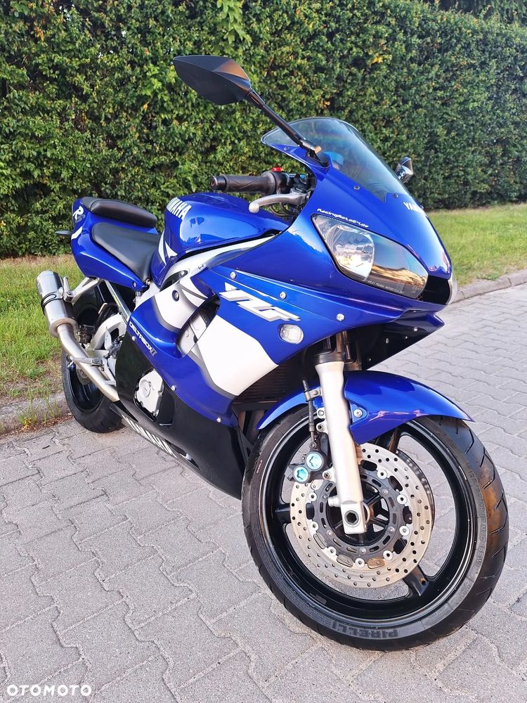 Yamaha R6 - 8