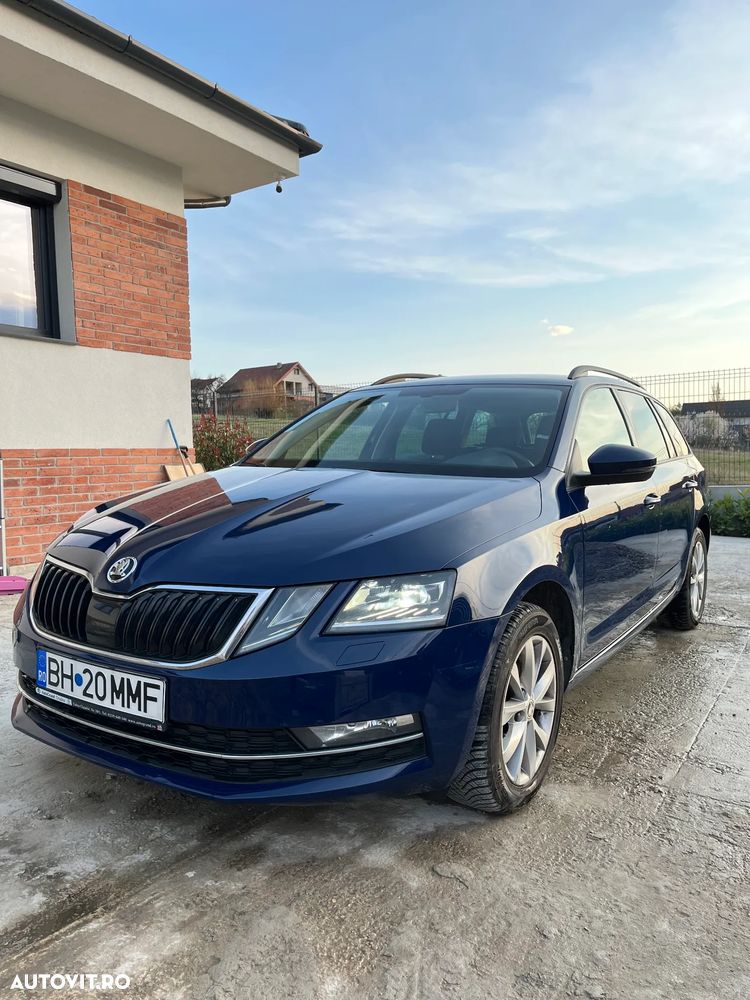 Skoda Octavia 1.6 TDI DSG Style - 5