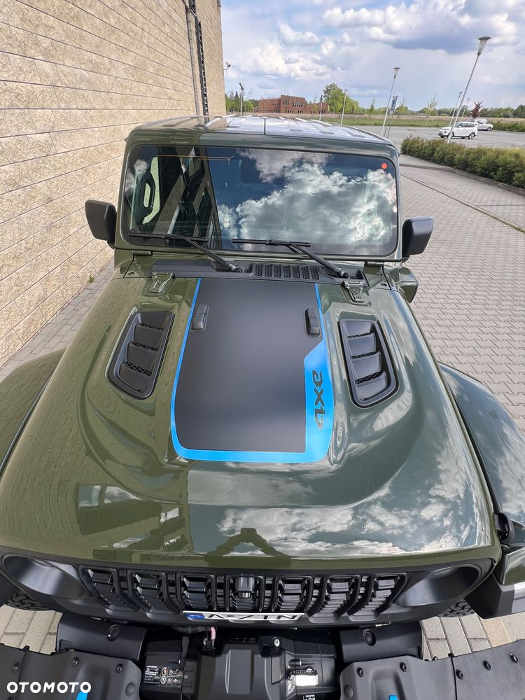 Jeep Wrangler - 10