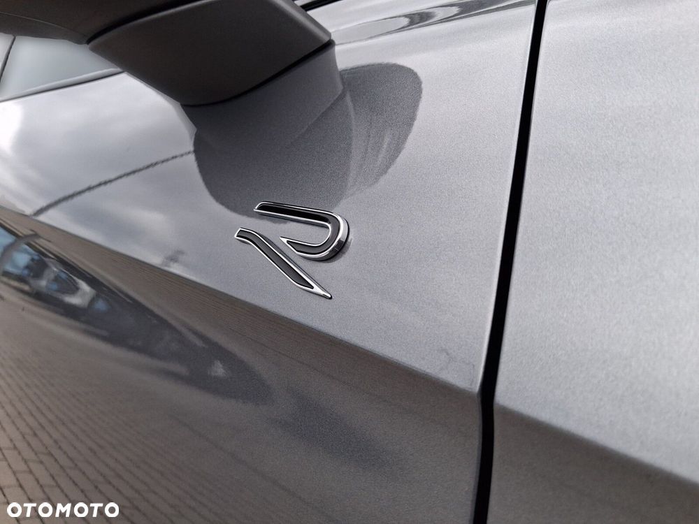 Volkswagen Passat 2025