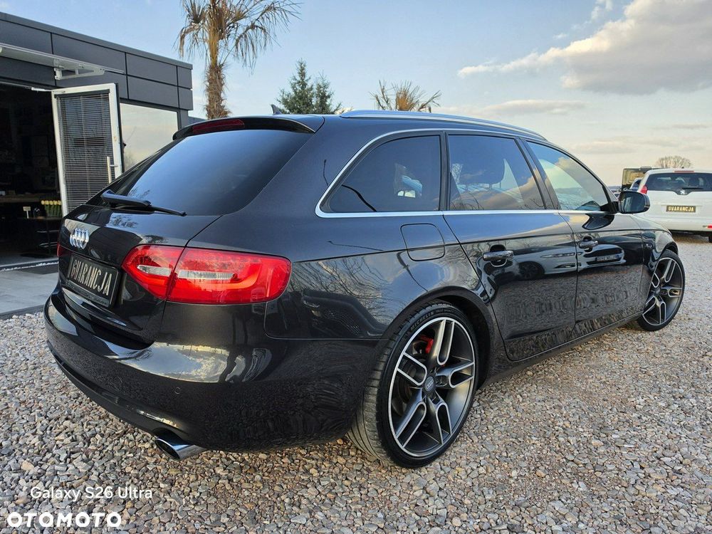 Audi A4 Avant - 11