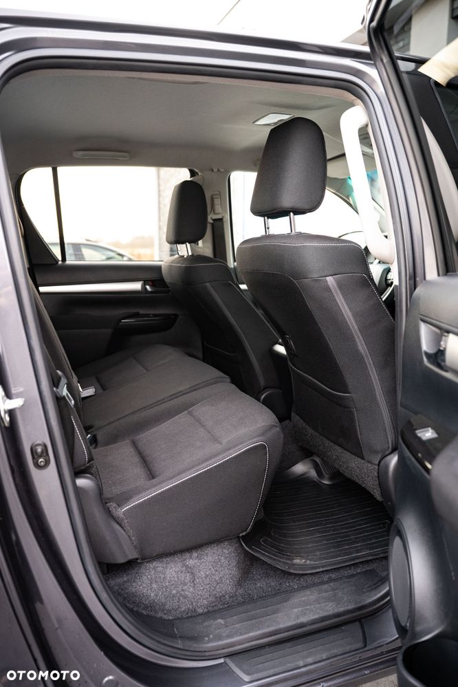 Toyota Hilux 2.4 D-4D Double Cab SR5 4x4 - 23