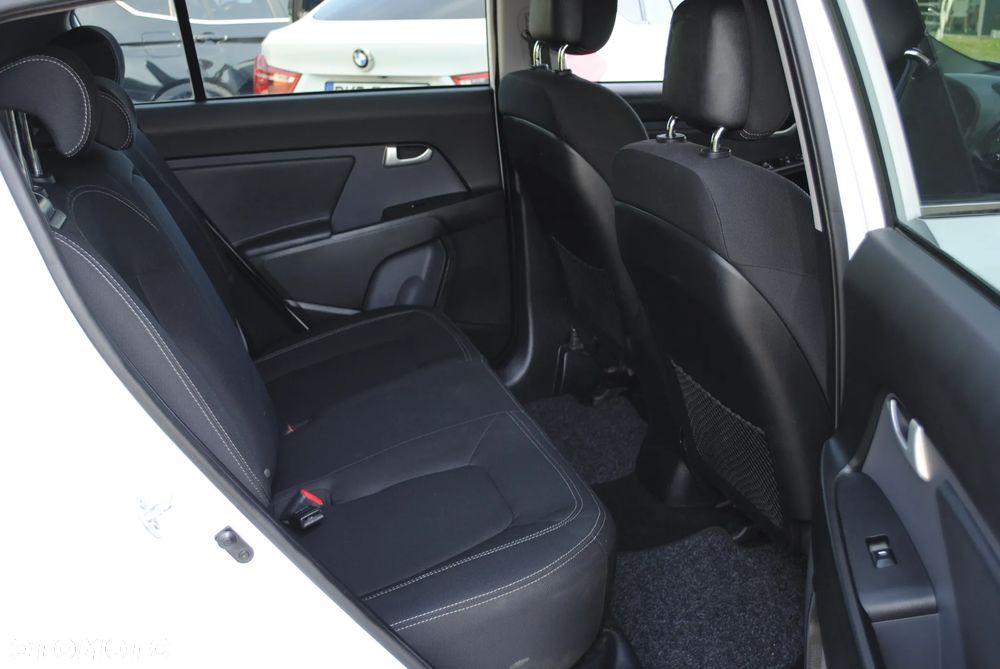 Kia Sportage 1.7 CRDI 2WD Attract - 16