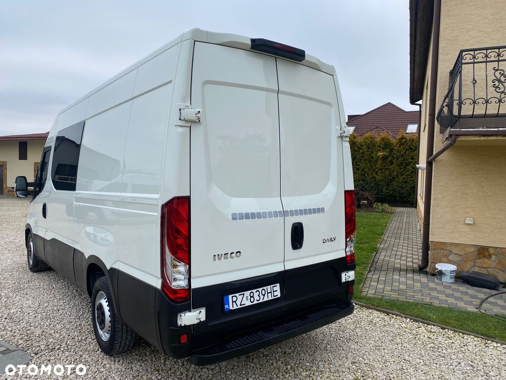 Iveco DAILY Brygadowe, 7-osobowe, serwisowane - 4