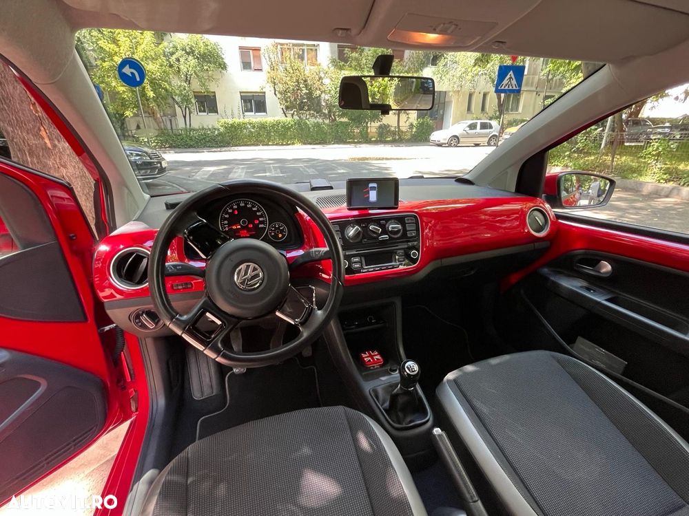 Volkswagen up! 1.0 BMT High - 5