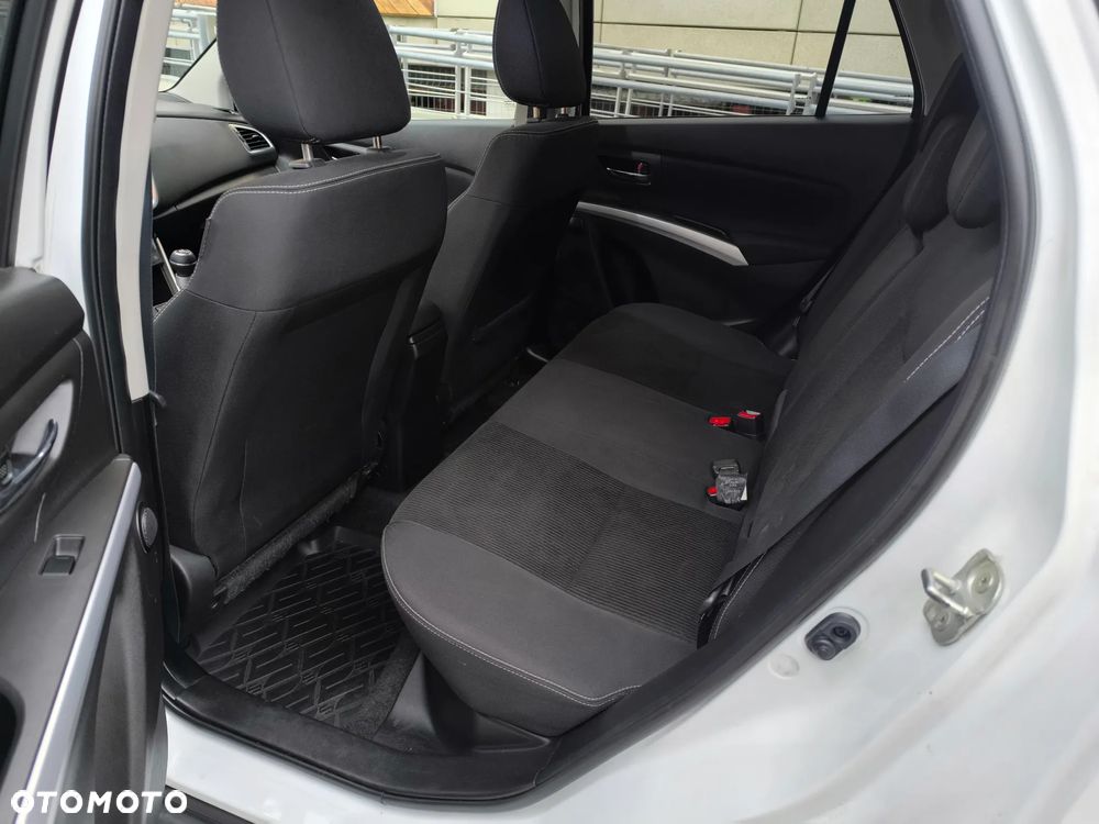 Suzuki SX4 S-Cross 1.4 T Elegance 4WD - 7