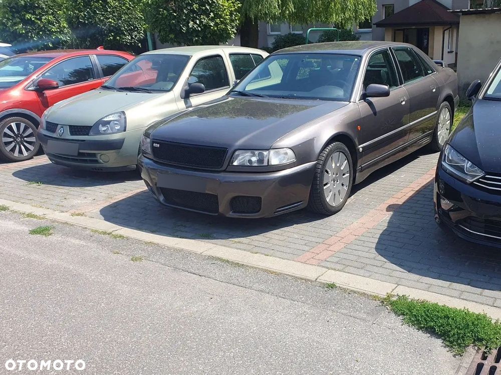 Audi A8 2.8 - 1