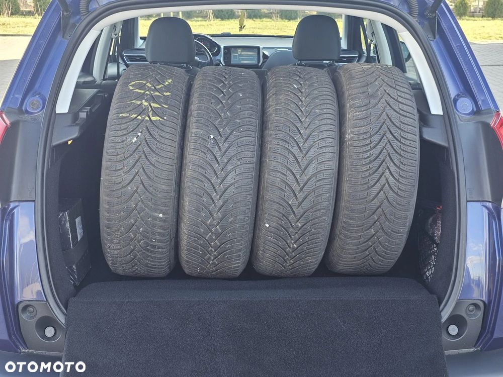 Peugeot 2008 e-HDi FAP 115 STOP & START Allure - 28