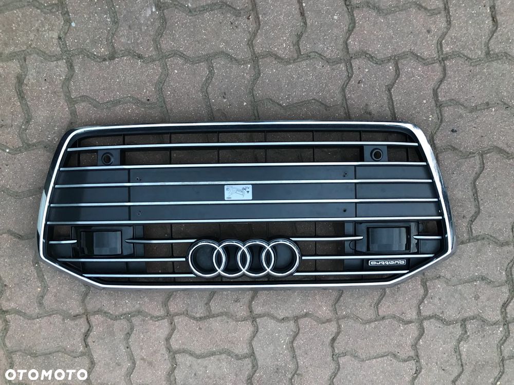Grill atrapa AUDI A6 C8 4K 4K0853651C - 4