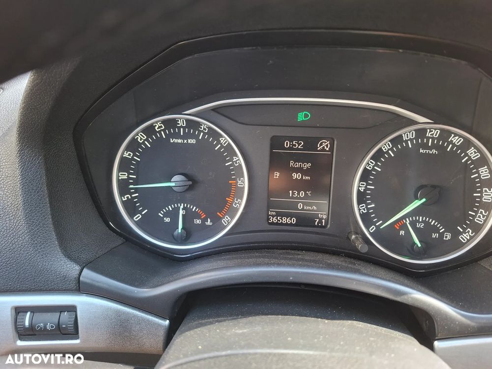 Skoda Octavia 1.6 TDI DPF Elegance Green tec - 7