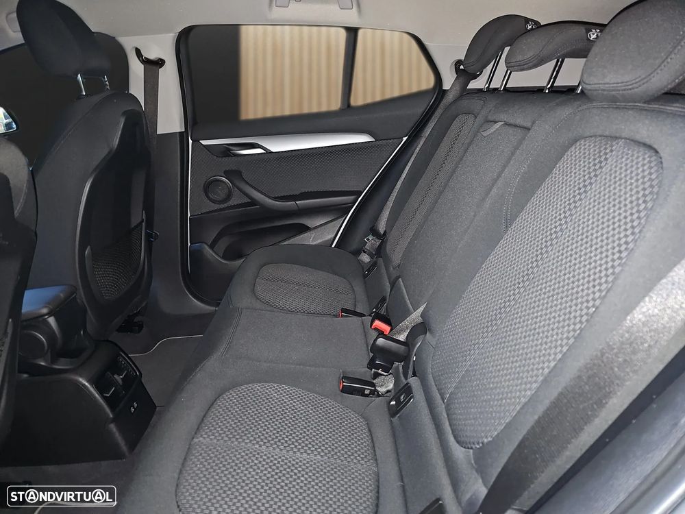 BMW X2 25 e xDrive - 11