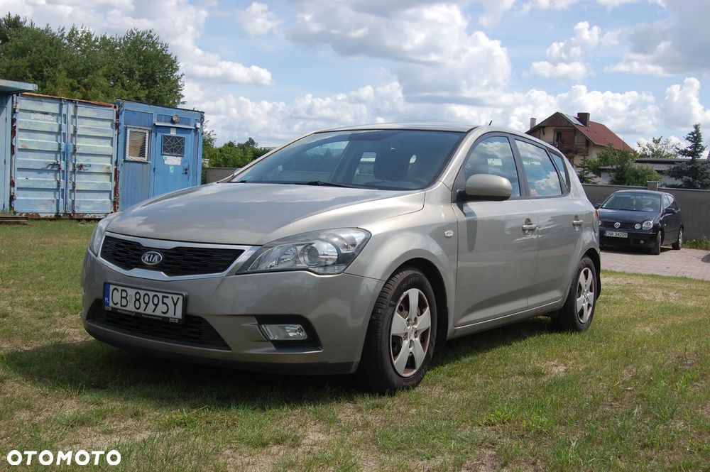 Kia Ceed 1.6 Crdi L Euro2012 - 6