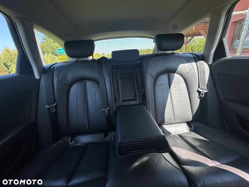 Audi A6 Allroad - 22