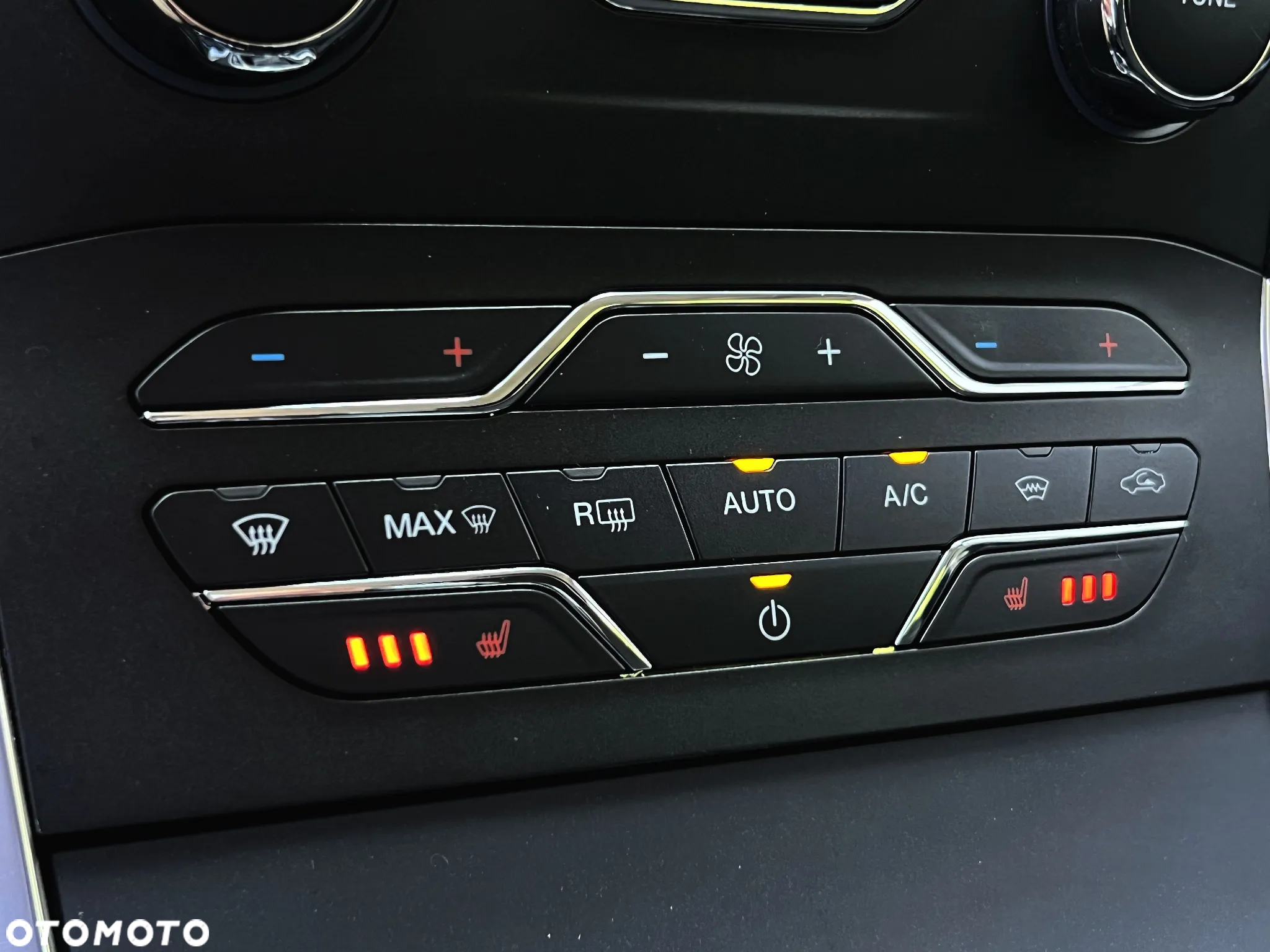 Ford S-Max - 31