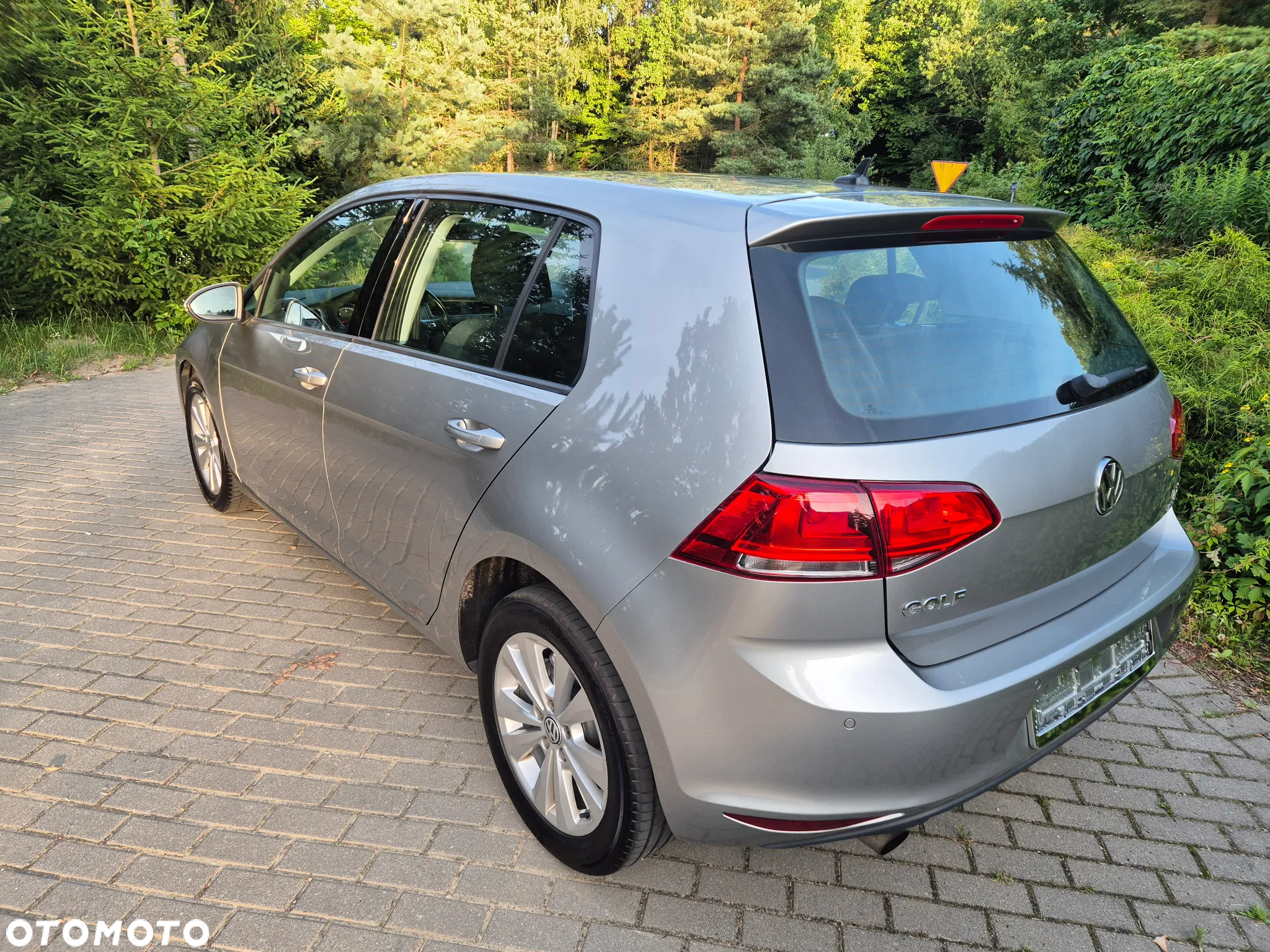 Volkswagen Golf VII 1.6 TDI BMT Highline DSG - 3