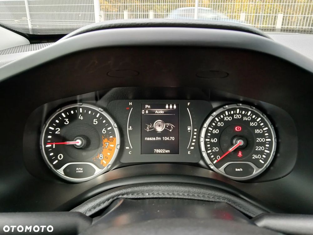 Jeep Renegade 1.4 MultiAir Longitude FWD S&S - 22