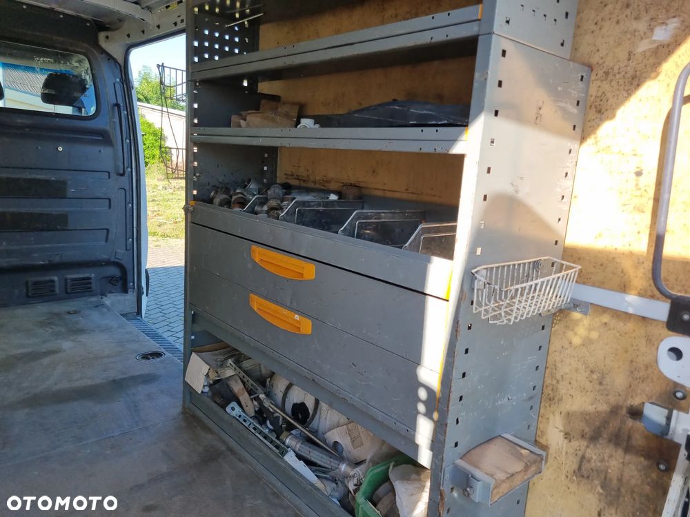 Mercedes-Benz Sprinter - 14