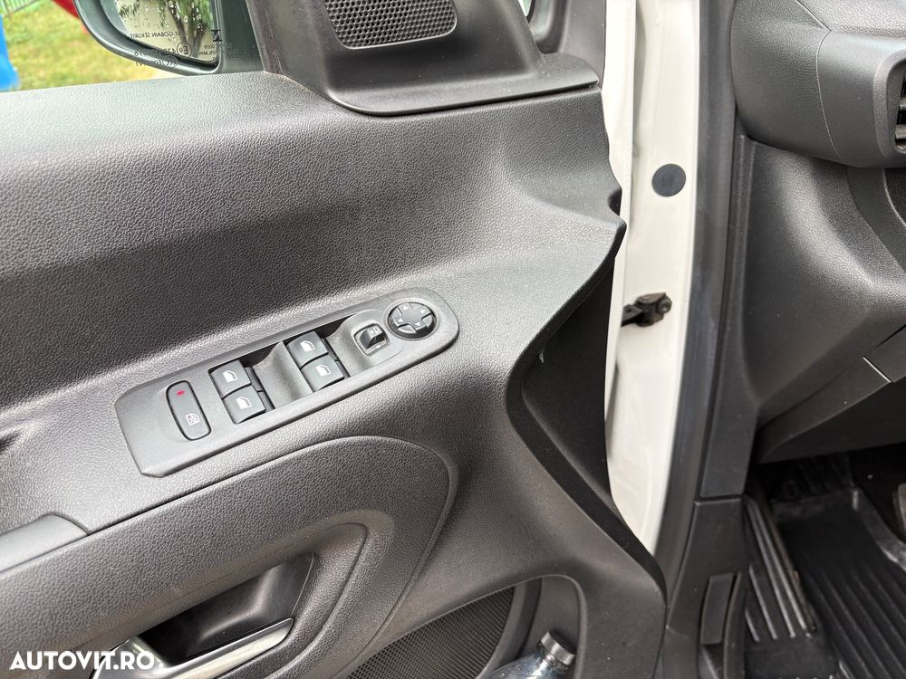 Opel Combo - 13