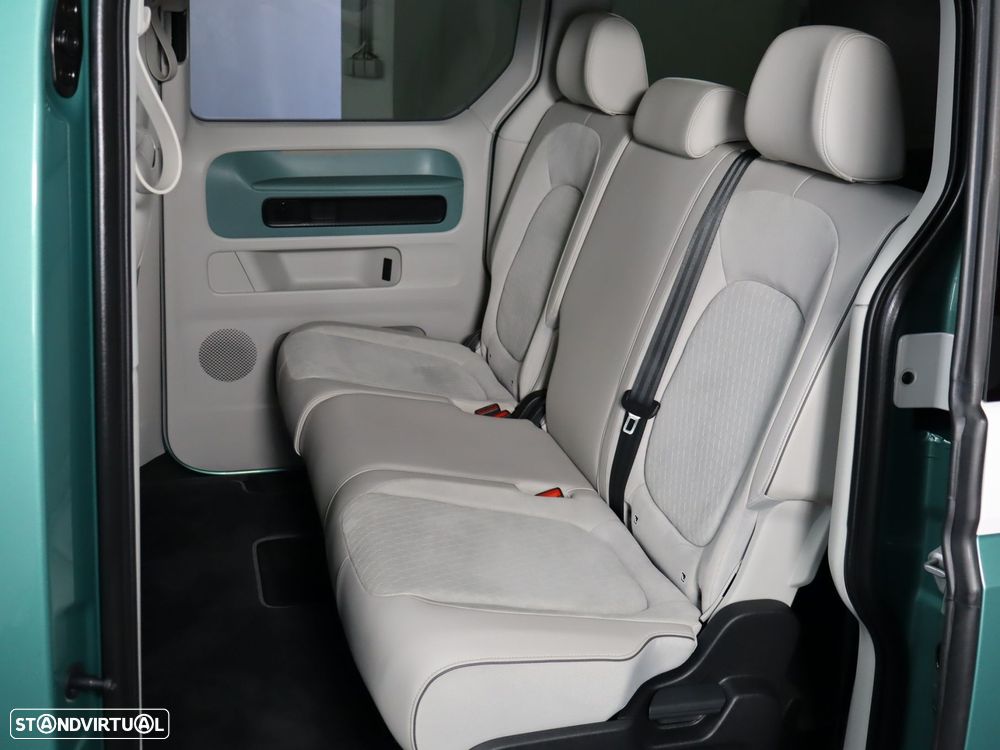 VW ID.Buzz Pro - 13