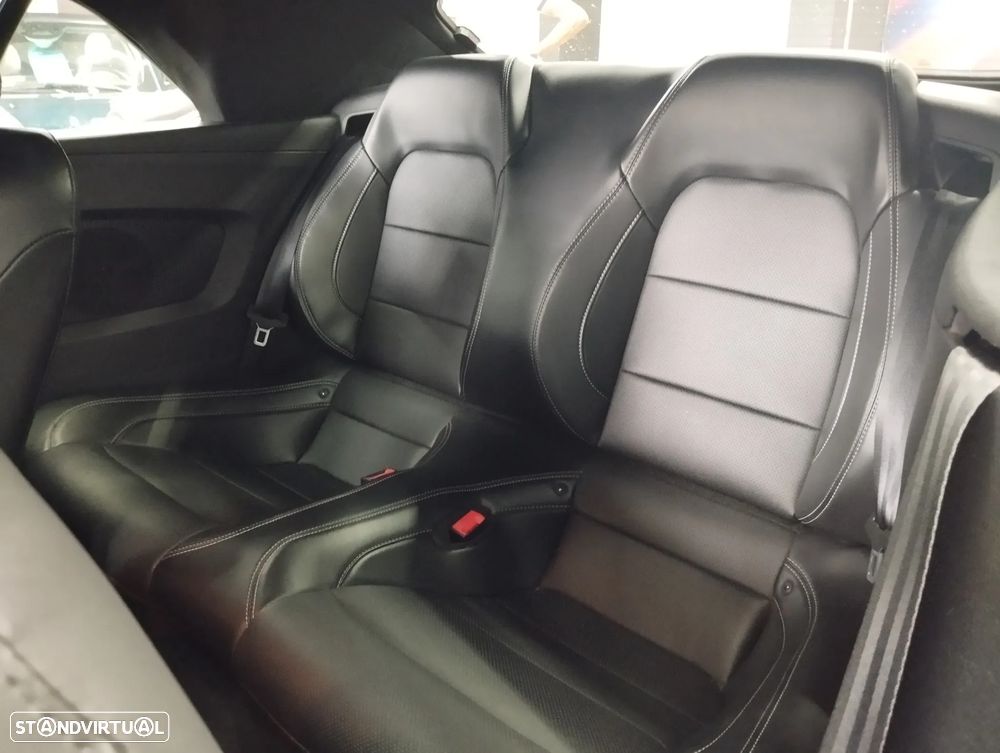 Ford Mustang 2.3i EcoBoost - 22