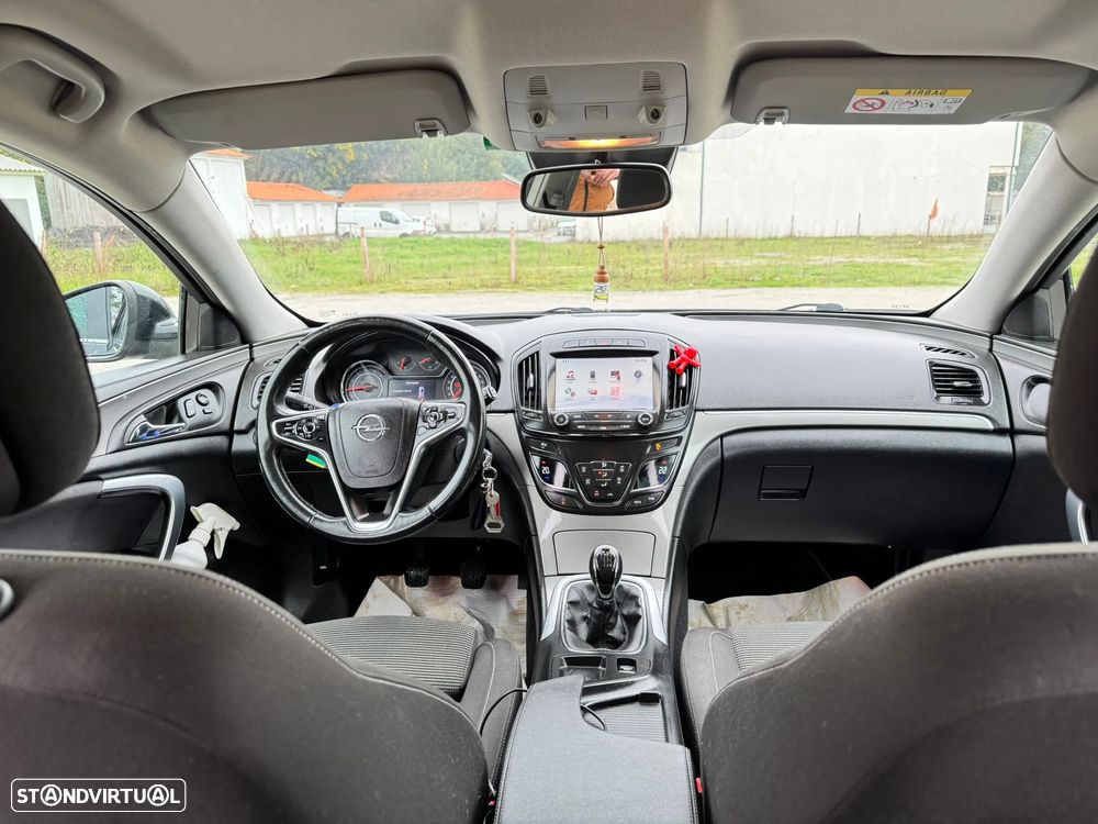 Opel Insignia Sports Tourer - 5