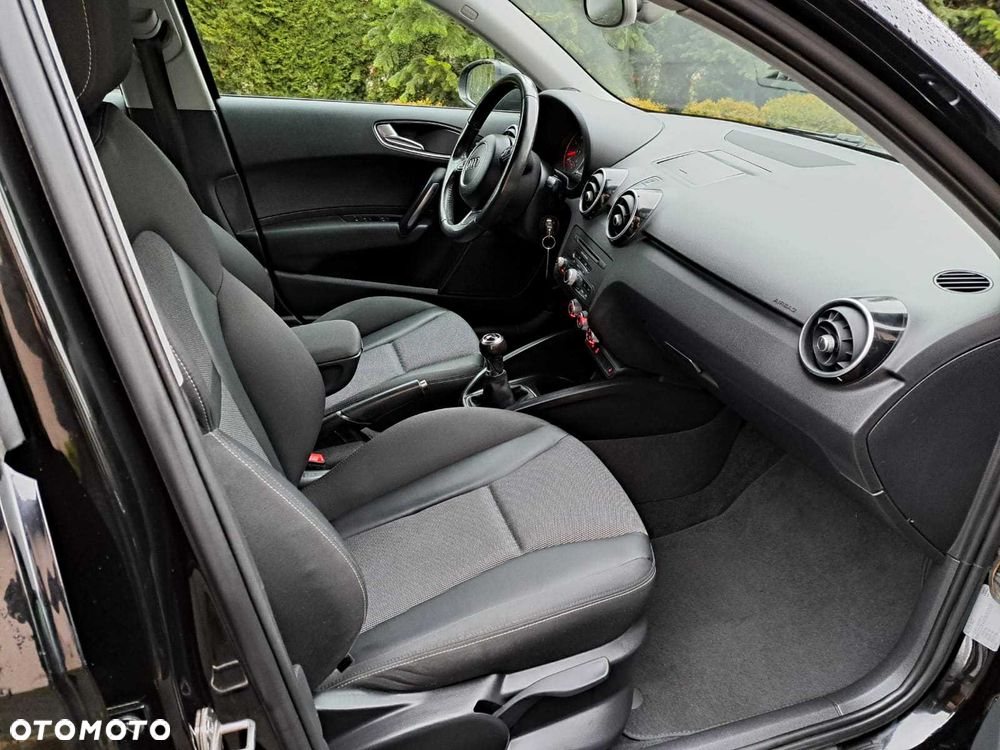 Audi A1 Sportback 1.2 TFSI S line Sportpaket - 7