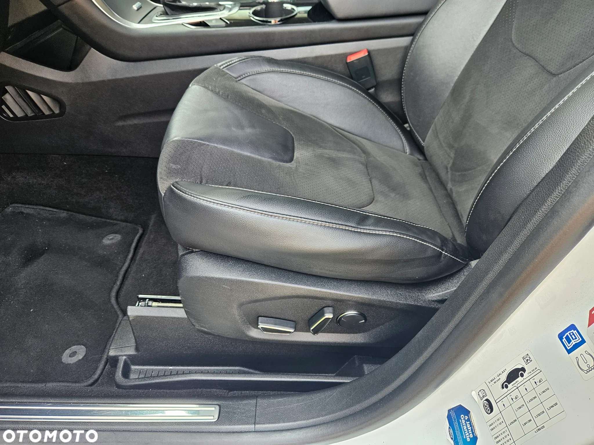 Ford Galaxy 2.0 TDCi Titanium PowerShift - 11