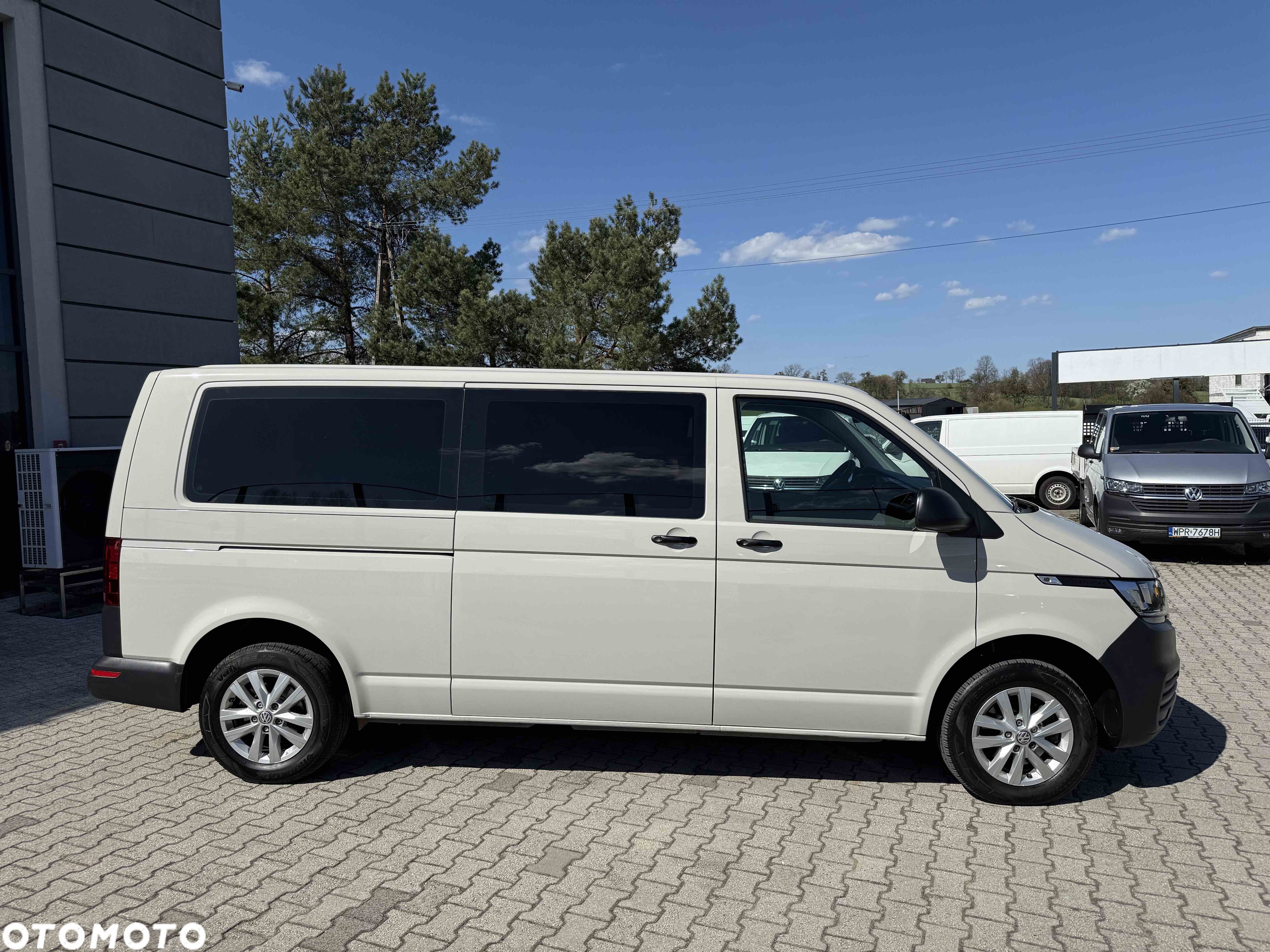 Volkswagen Transporter - 9
