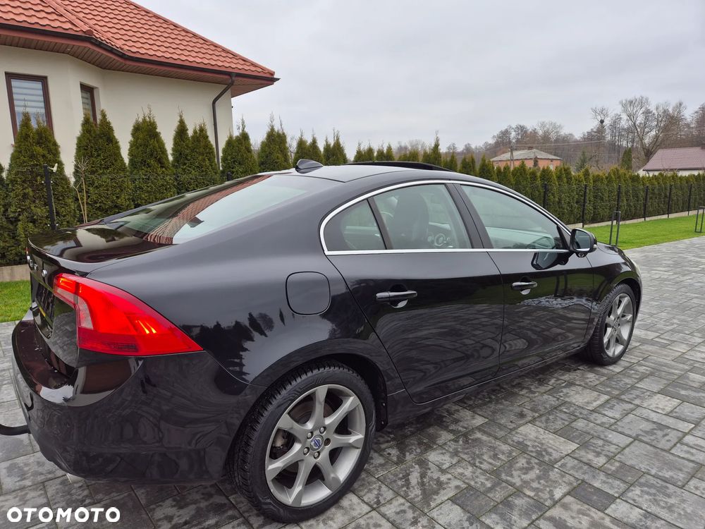 Volvo S60 D5 Summum - 26
