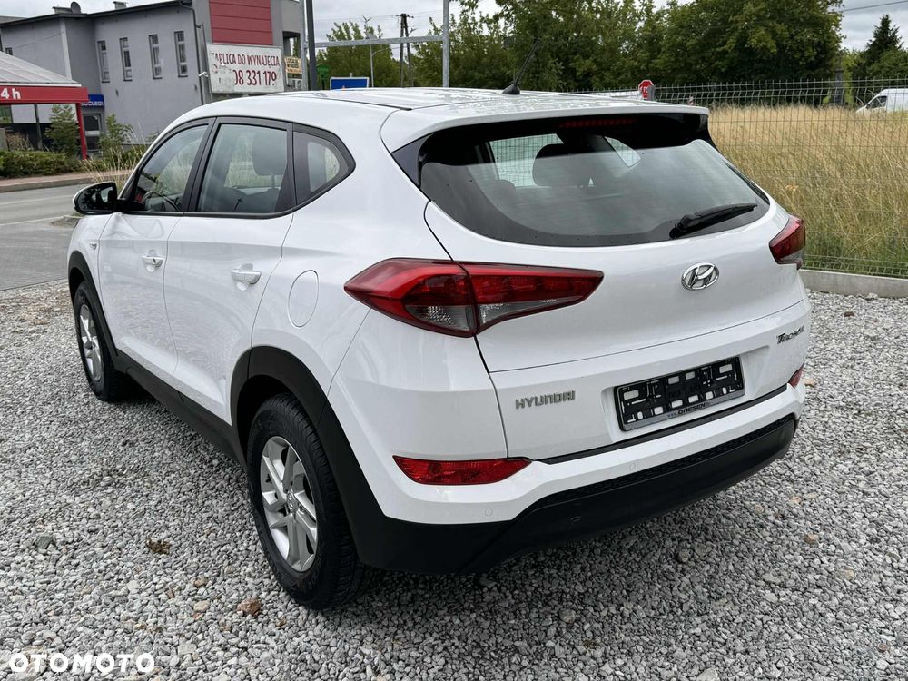 Hyundai Tucson 1.6 GDI BlueDrive Comfort 2WD - 17
