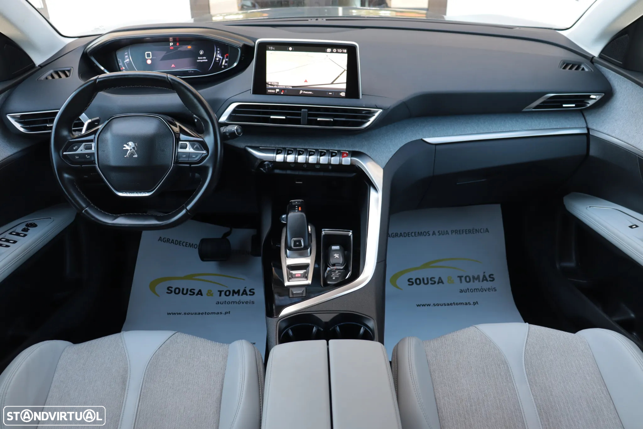Peugeot 5008 1.2 PureTech Allure EAT8 - 8